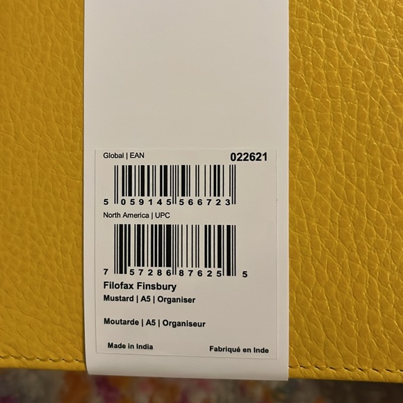 Fofax Finsbiry Mustard Yellow 2025 Leatherr Organizer - Picture 3 of 10